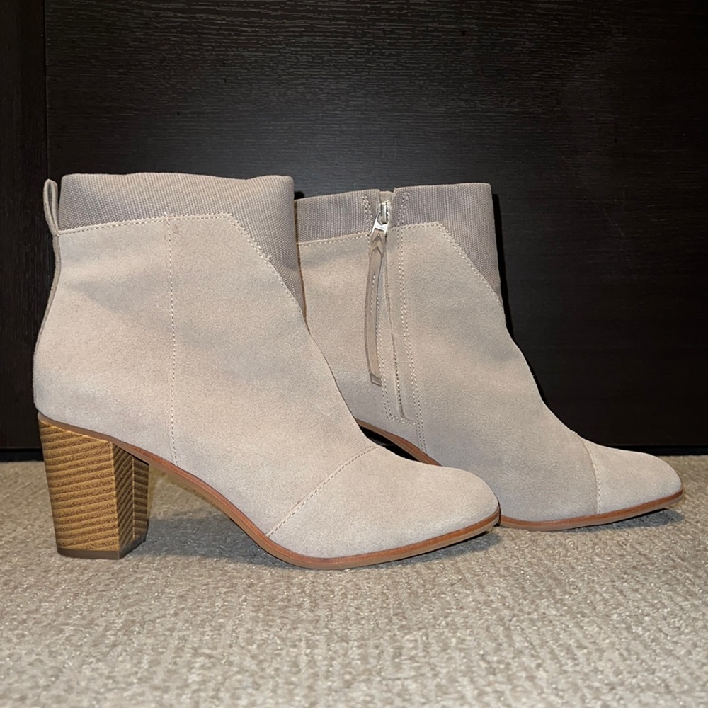 Toms Lunata (Block Heel) Bootie size 9.5 Tan Brown